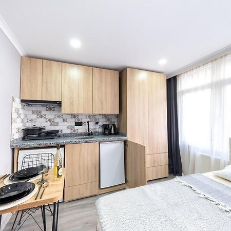 Kral Hotel Provincia di Istanbul Esterno foto