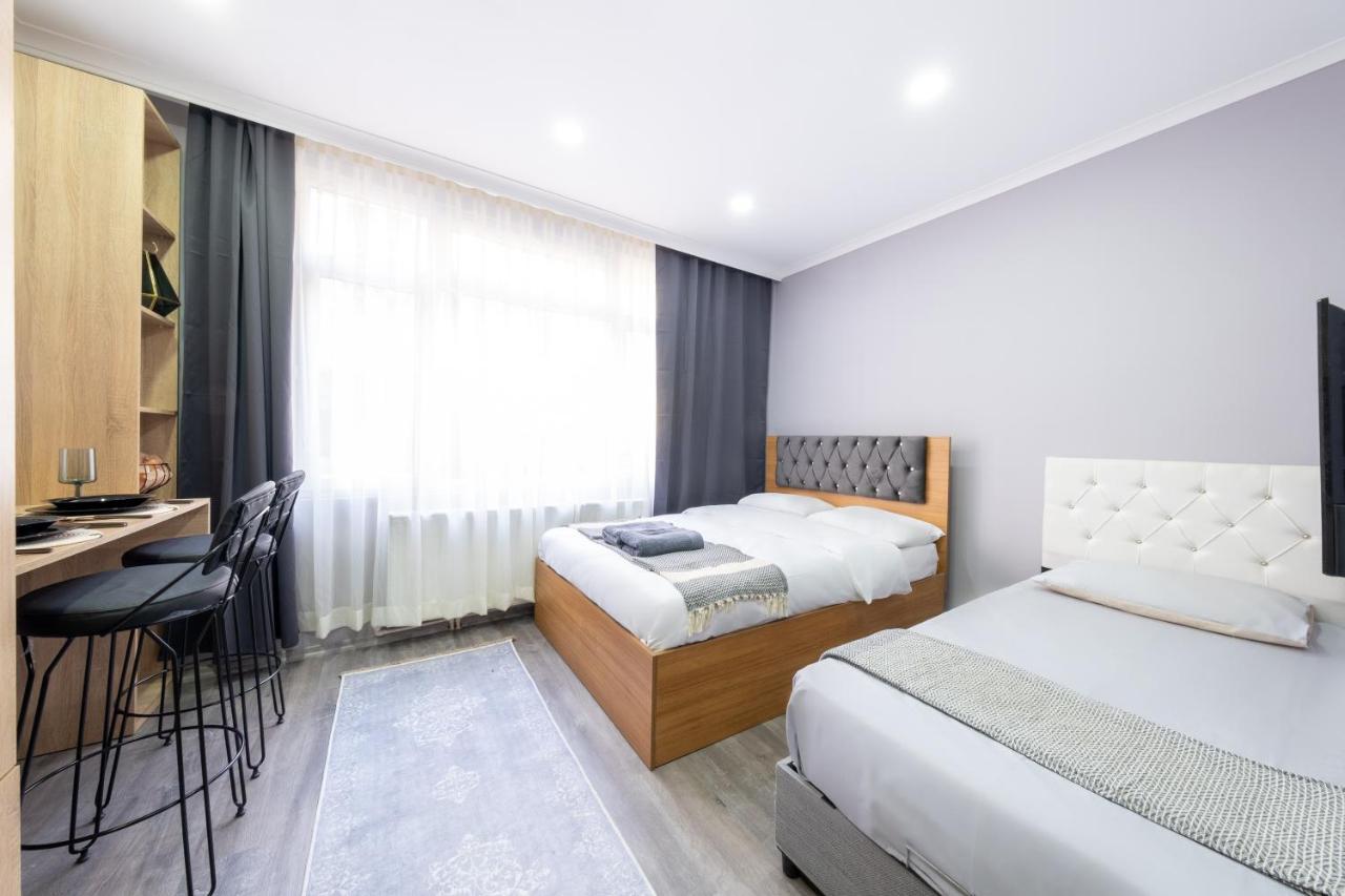 Kral Hotel Provincia di Istanbul Esterno foto
